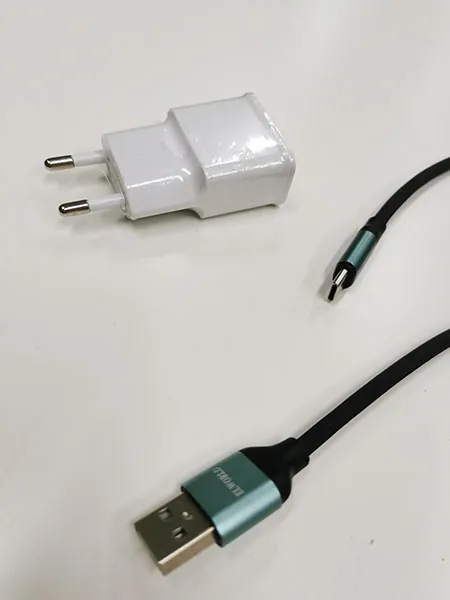 [8010] Type-C opladerkabel med travel adapter 1m